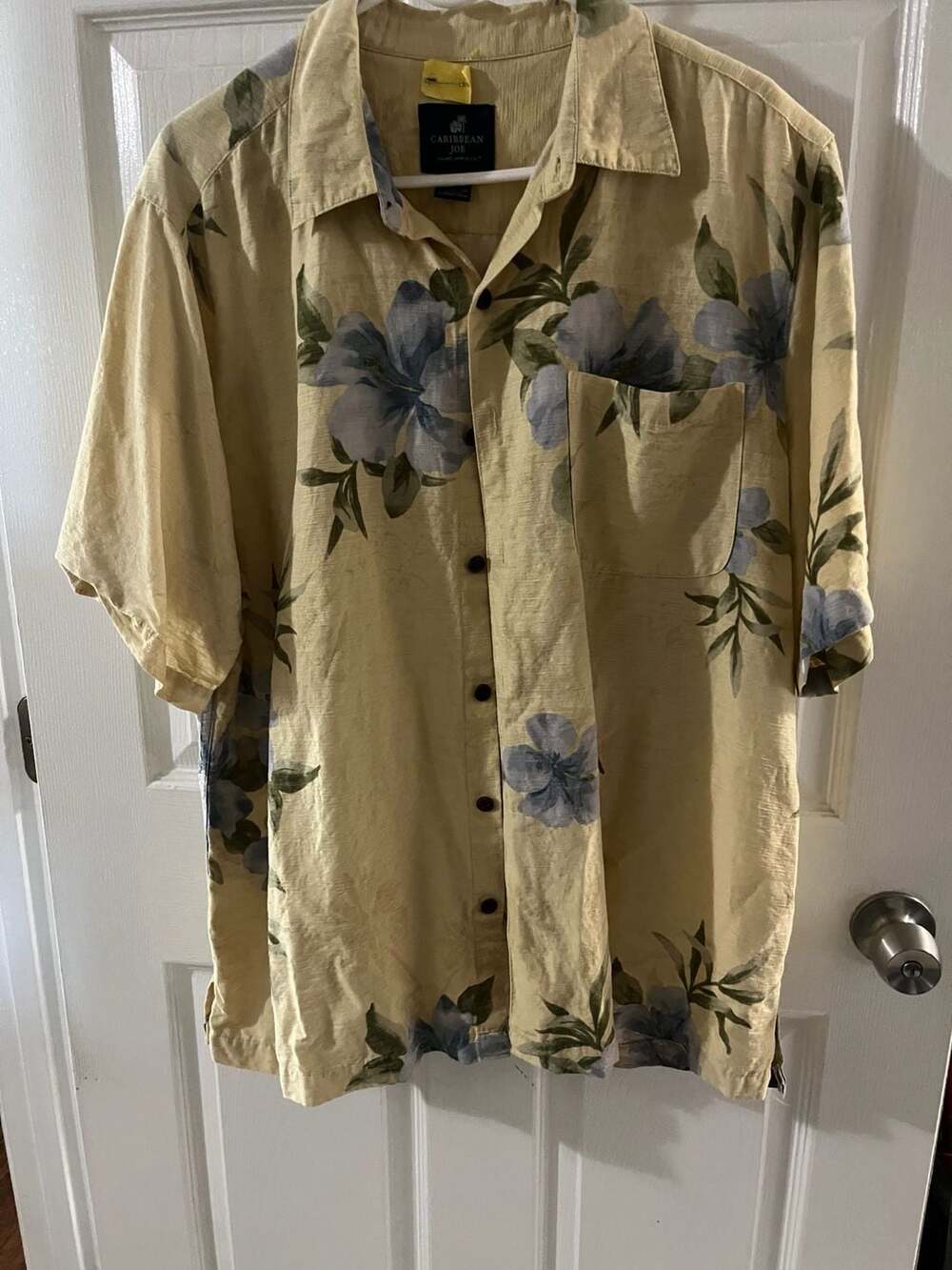 Caribbean Joe Tropical Hawaiian Button Down Shirt Yellow Floral Silk